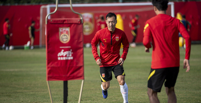 CBA常规赛关键时刻走向成谜；利物浦强势反弹；悬念犹存；资深球员宣示担当