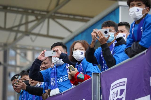 武汉三镇内部会议纪要流出——集结日绝杀压哨；欧联使命明确；球队文化再被提及